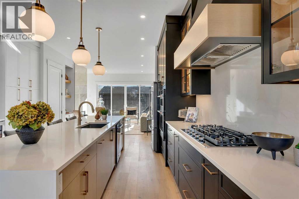 Single Family House for Sale in   Avenue NW Mount Pleasant Calgary 