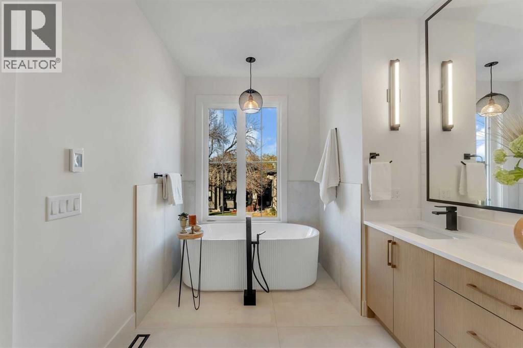 Single Family House for Sale in   Avenue NW Mount Pleasant Calgary 