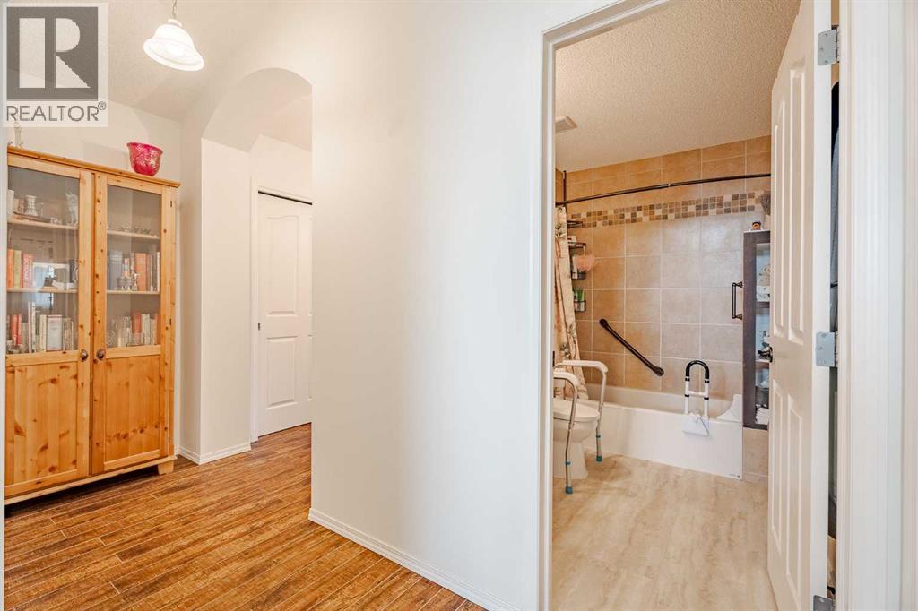 Single Family House Bungalow for Sale in  Everridge Court SW Evergreen Calgary 