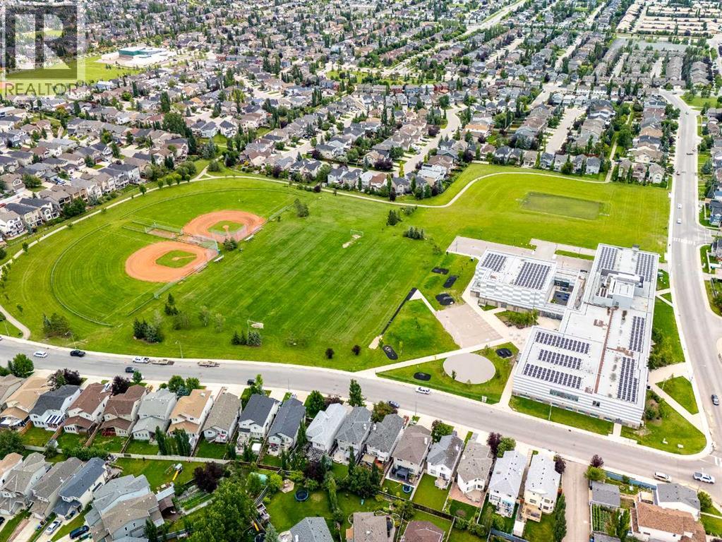 Single Family House Bungalow for Sale in  Everridge Court SW Evergreen Calgary 
