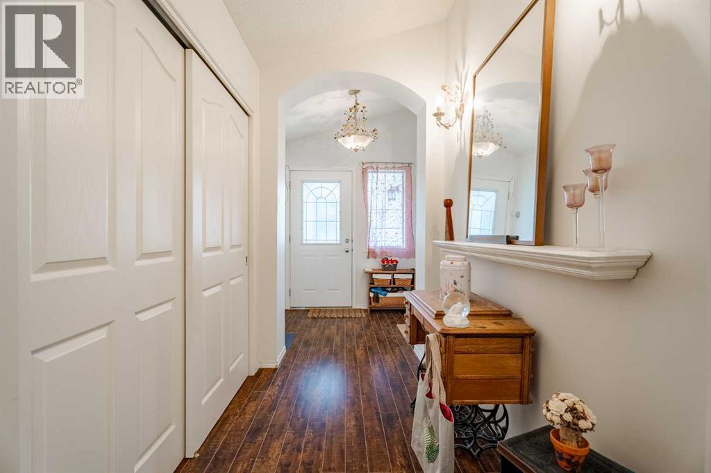 Single Family House Bungalow for Sale in  Everridge Court SW Evergreen Calgary 