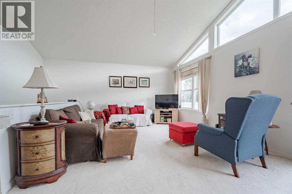 Single Family House Bungalow for Sale in  Everridge Court SW Evergreen Calgary 