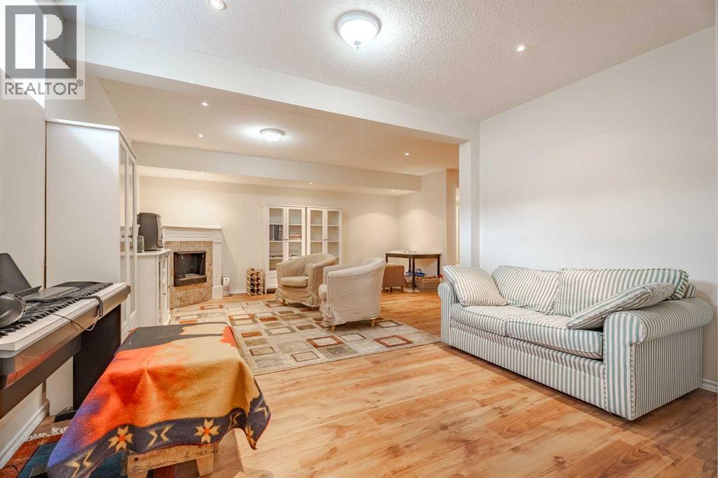 Single Family House Bungalow for Sale in  Everridge Court SW Evergreen Calgary 