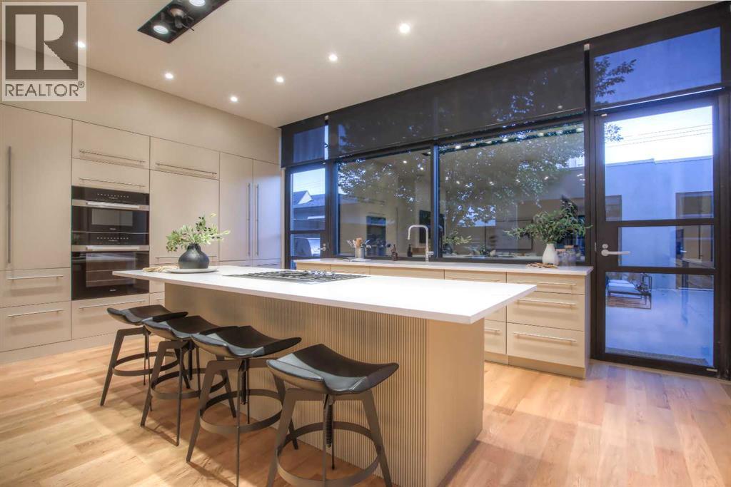 Single Family House for Sale in   Avenue NW West Hillhurst Calgary 