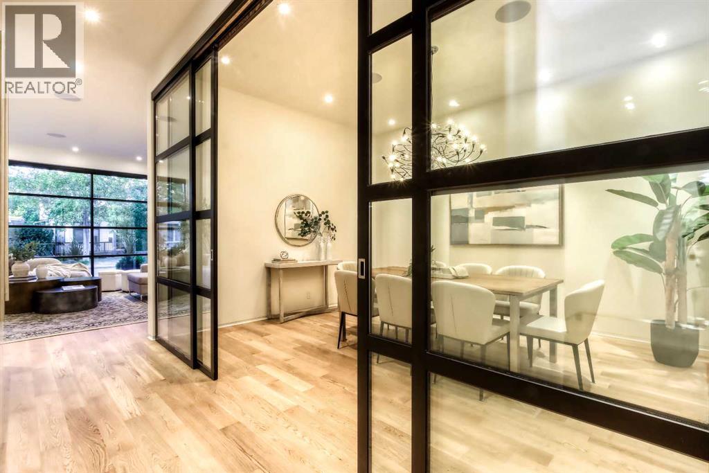 Single Family House for Sale in   Avenue NW West Hillhurst Calgary 