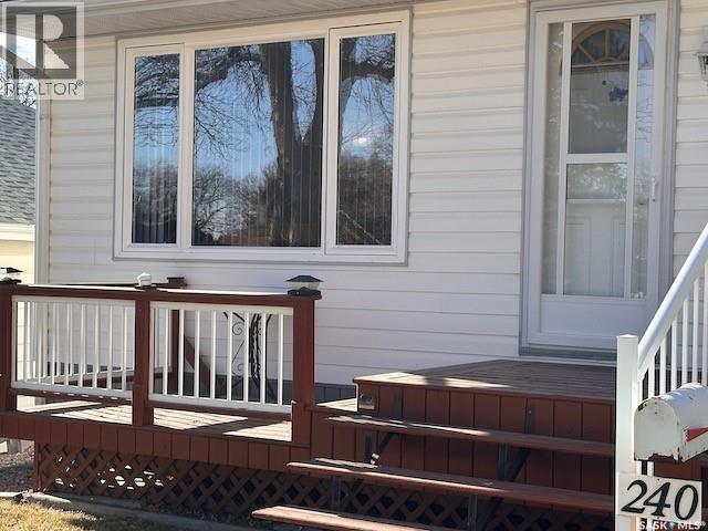 Single Family House Bungalow for Sale in  th AVENUE NW Swift Current 