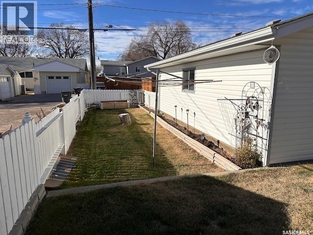 Single Family House Bungalow for Sale in  th AVENUE NW Swift Current 