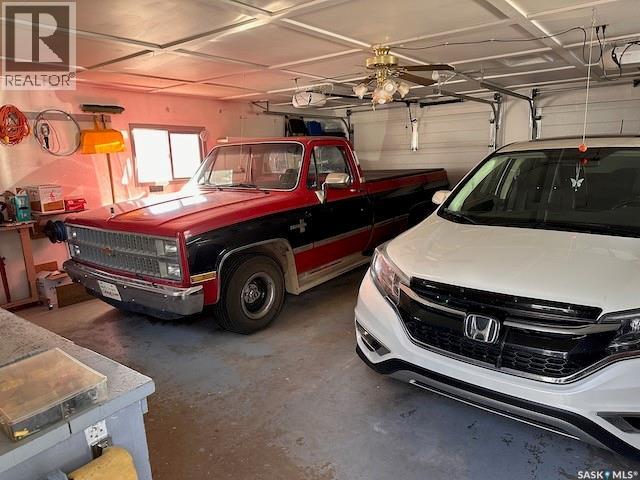 Single Family House Bungalow for Sale in  th AVENUE NW Swift Current 