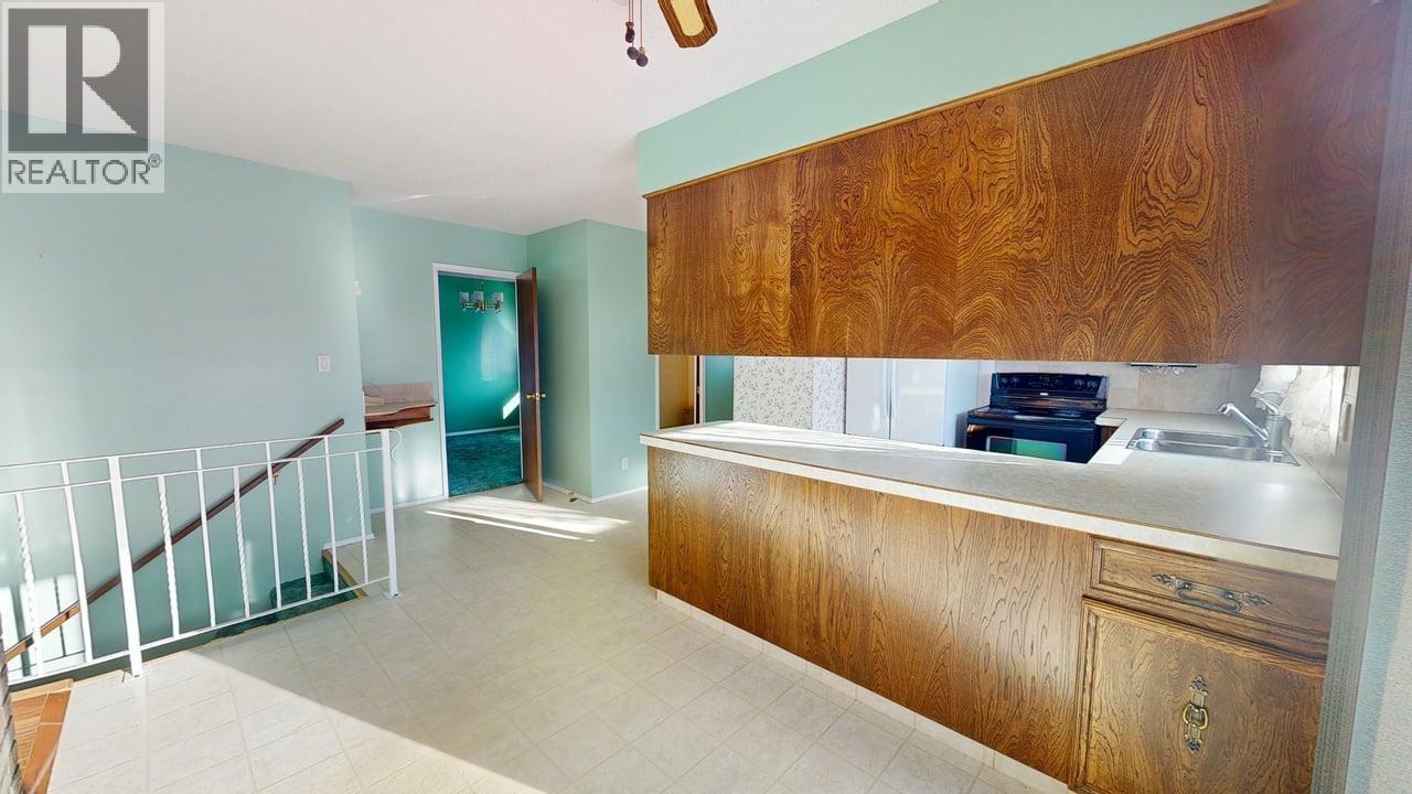 10415 109 AVENUE - 6