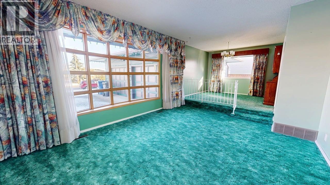 10415 109 AVENUE - 14