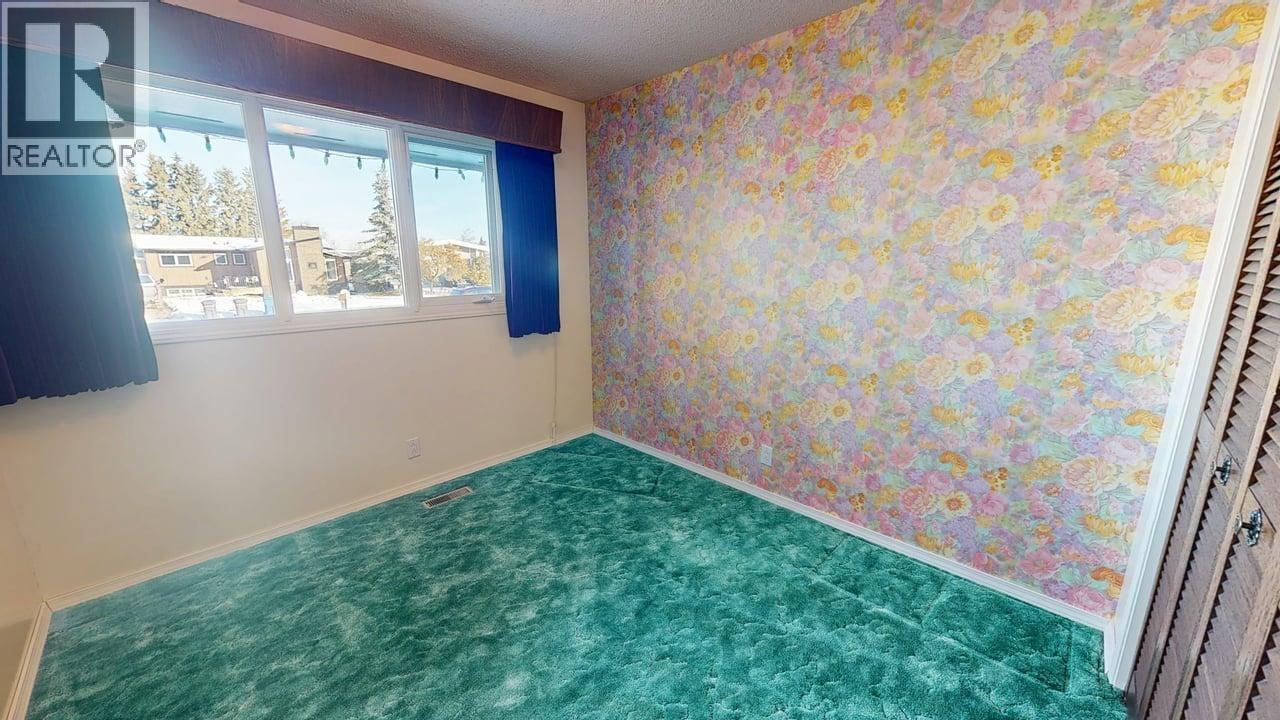 10415 109 AVENUE - 17