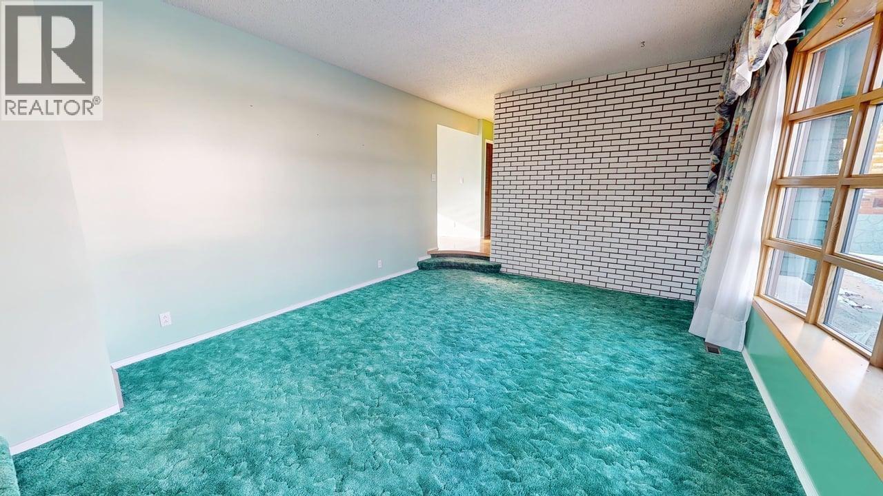 10415 109 AVENUE - 16