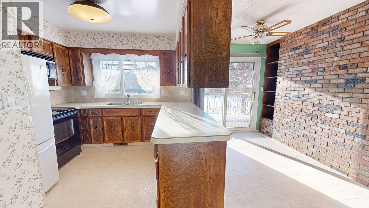 10415 109 AVENUE - 7