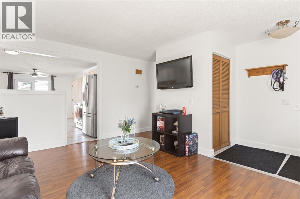 Single Family House Bungalow for Sale in  Erin Park Bay SE Erin Woods Calgary 