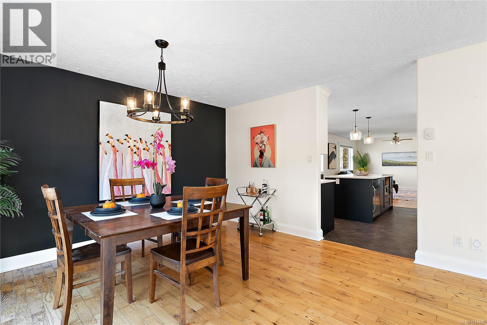  1290 Lidgate Court, Saanich