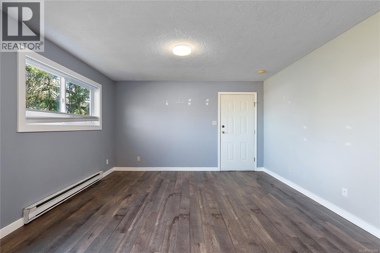  1290 Lidgate Court, Saanich