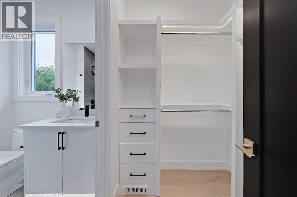 Single Family House for Sale in   Avenue SE Inglewood Calgary 