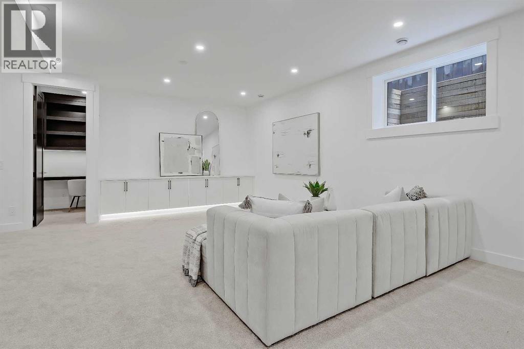 Single Family House for Sale in   Avenue SE Inglewood Calgary 