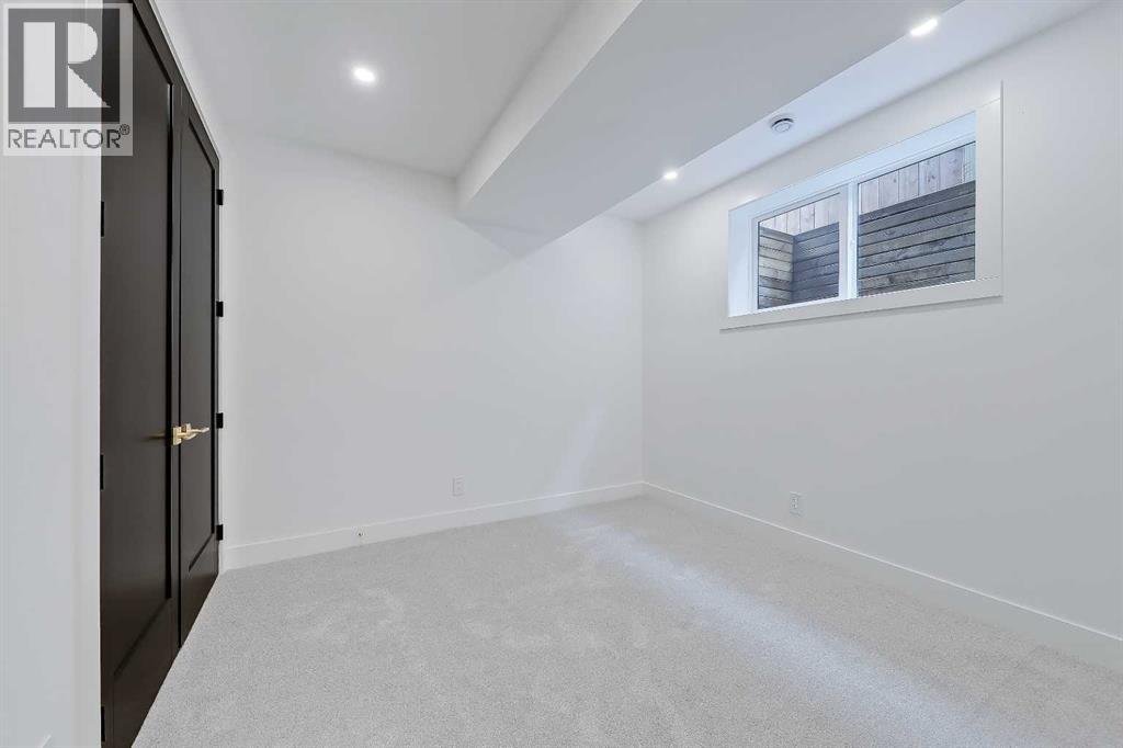 Single Family House for Sale in   Avenue SE Inglewood Calgary 