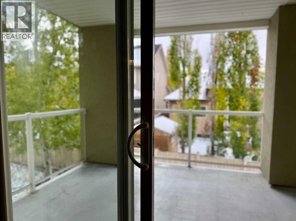 Single Family House for Sale in   Fish Creek Boulevard SW Evergreen Calgary 