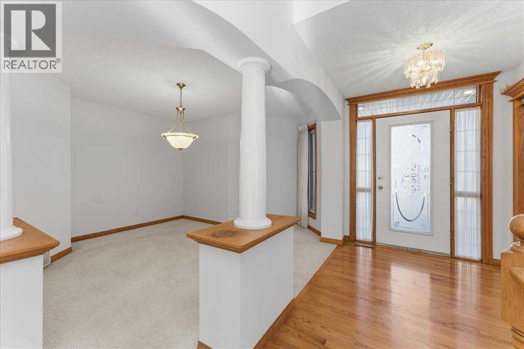 Single Family House Bungalow for Sale in  Scimitar Point NW Scenic Acres Calgary 