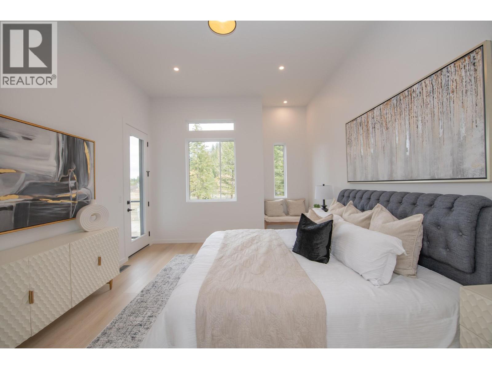 3 9188 Tronson Road, Vernon