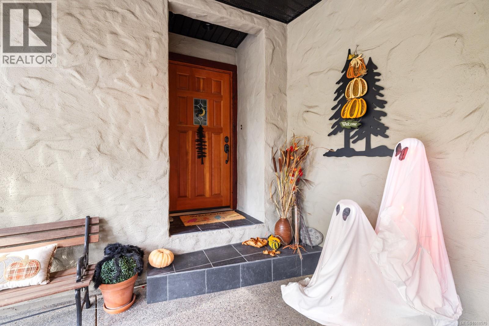 571 MEREDITH RD - 23