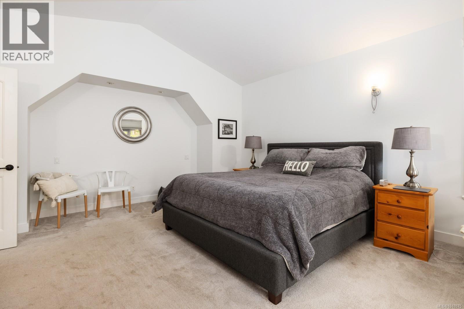 571 MEREDITH RD - 35