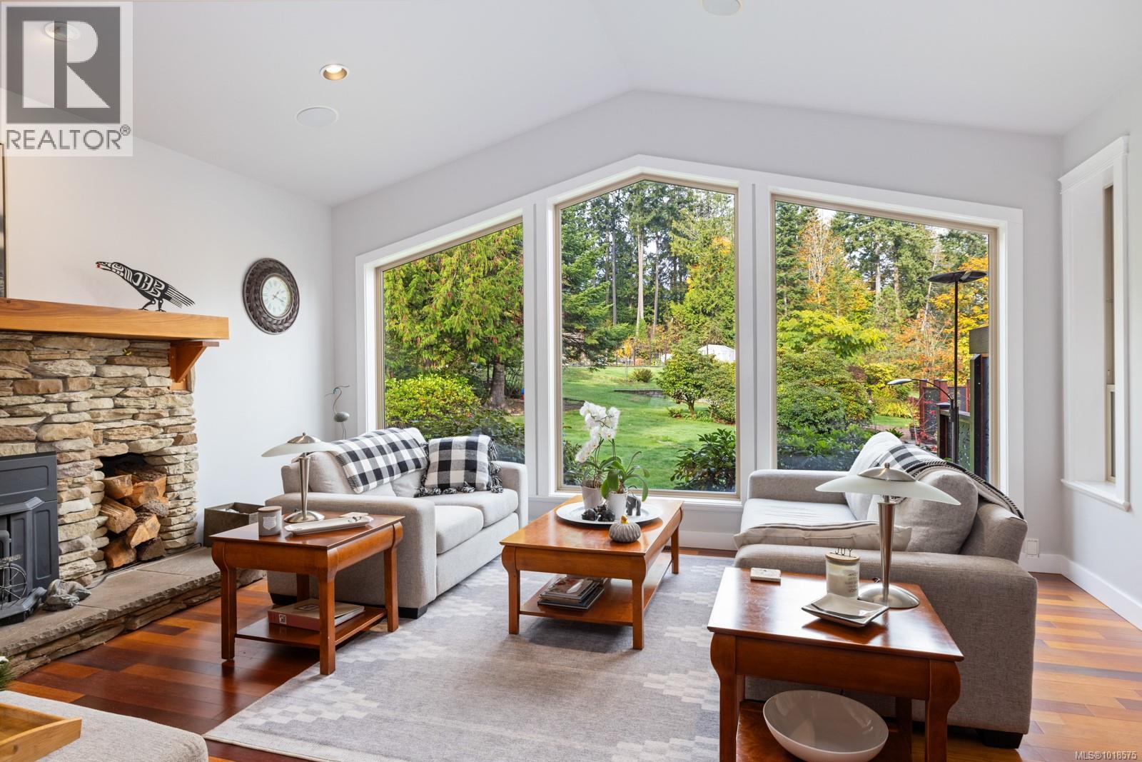 571 MEREDITH RD - 52