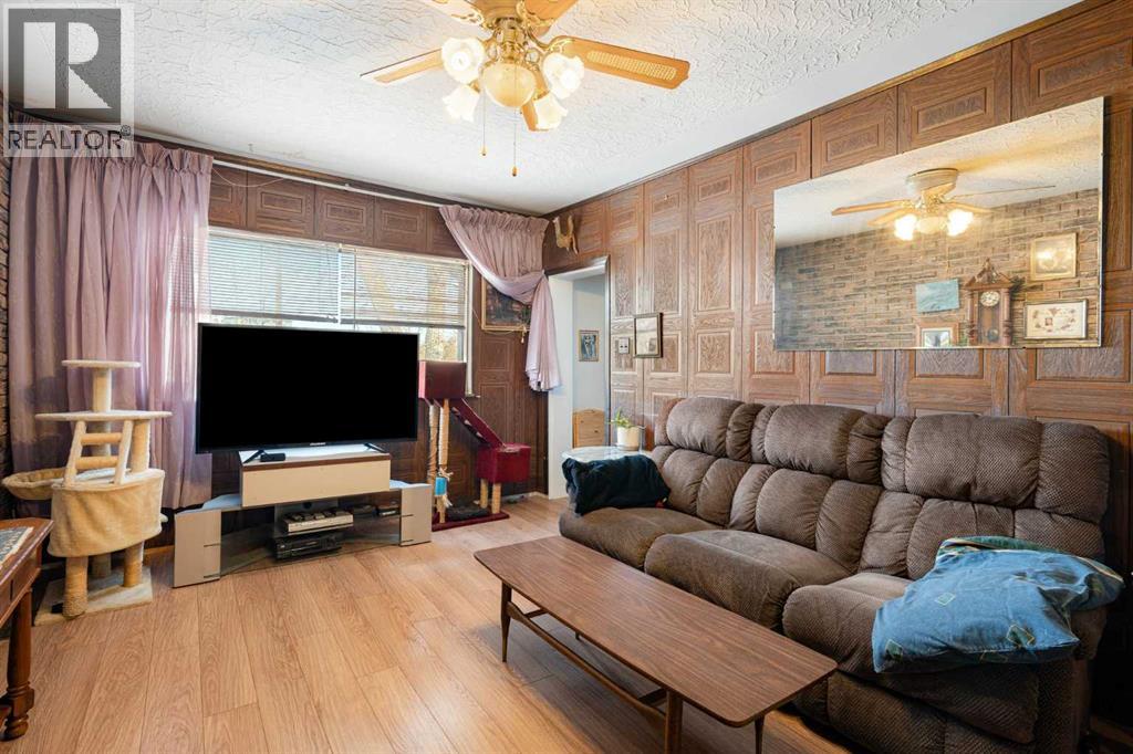 Single Family House Bungalow for Sale in   Avenue SE Inglewood Calgary 