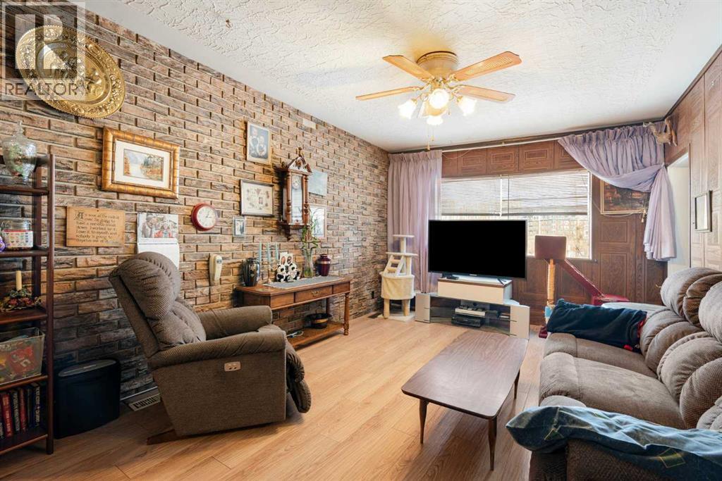 Single Family House Bungalow for Sale in   Avenue SE Inglewood Calgary 