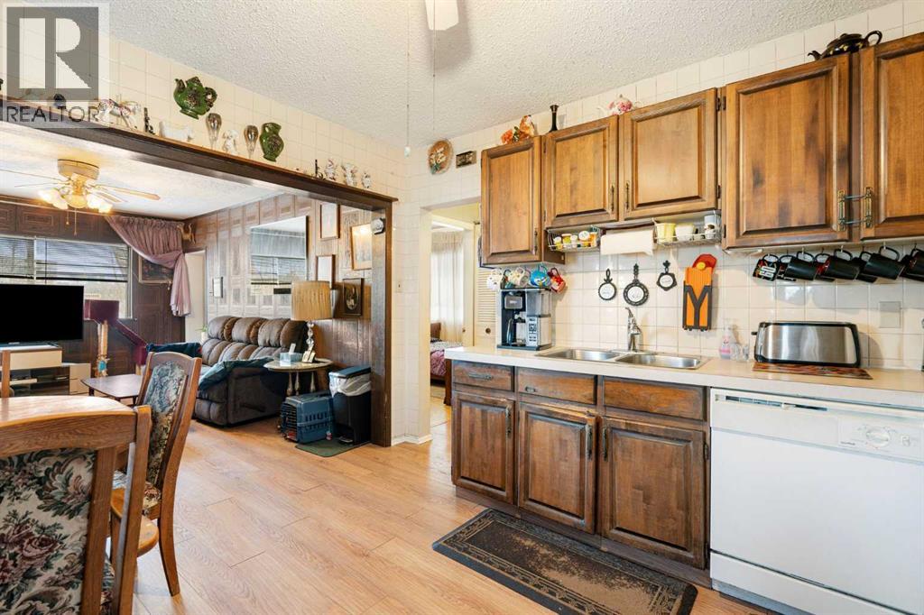 Single Family House Bungalow for Sale in   Avenue SE Inglewood Calgary 