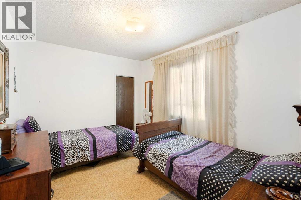 Single Family House Bungalow for Sale in   Avenue SE Inglewood Calgary 