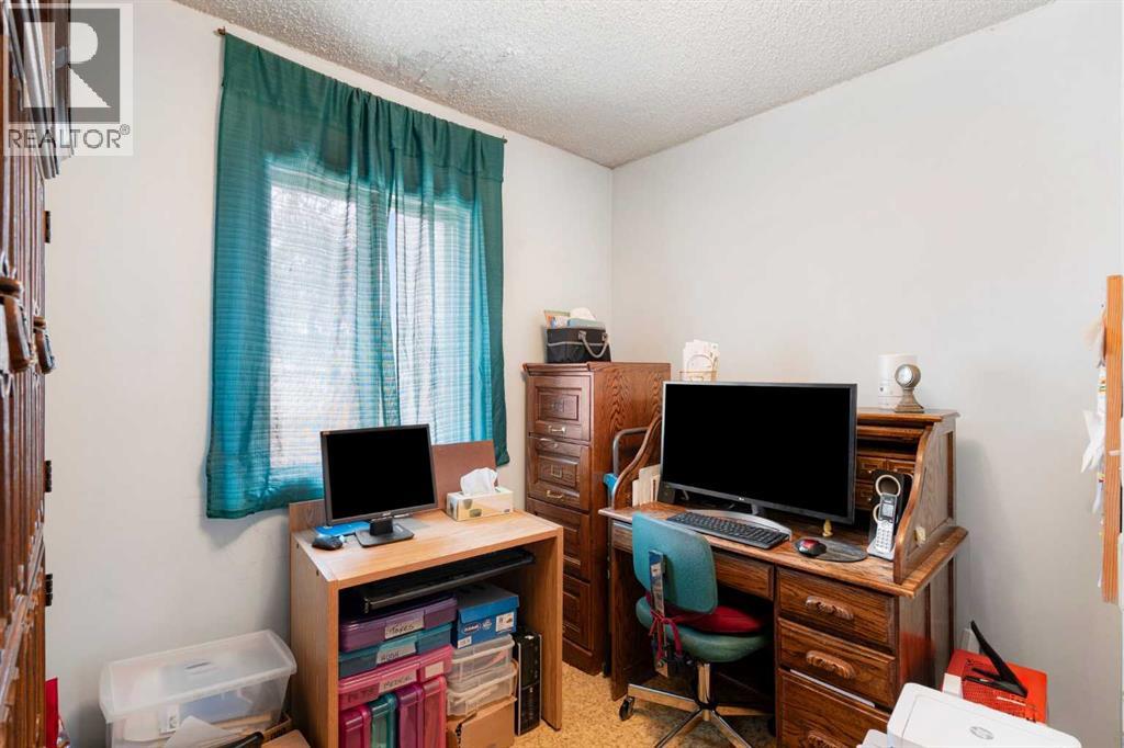 Single Family House Bungalow for Sale in   Avenue SE Inglewood Calgary 