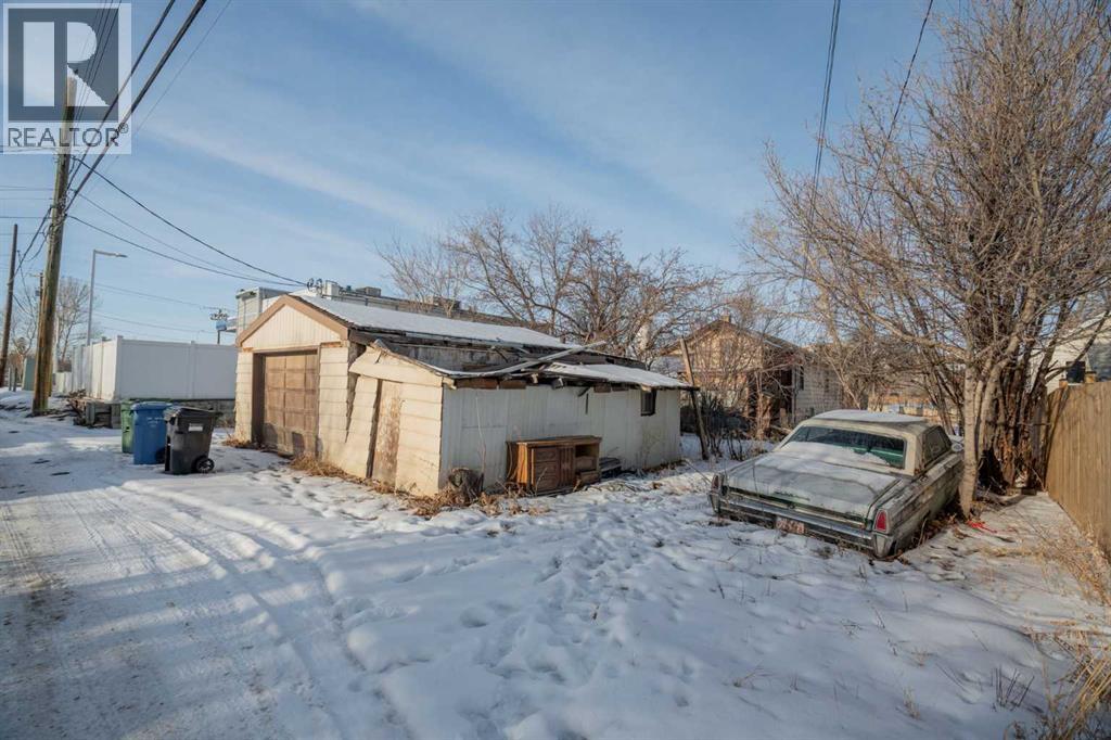 Single Family House Bungalow for Sale in   Avenue SE Inglewood Calgary 