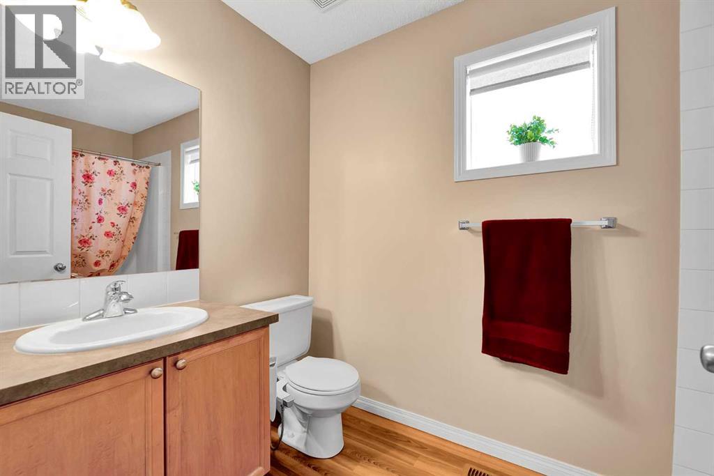 Single Family House for Sale in  Evermeadow Road SW Evergreen Calgary 