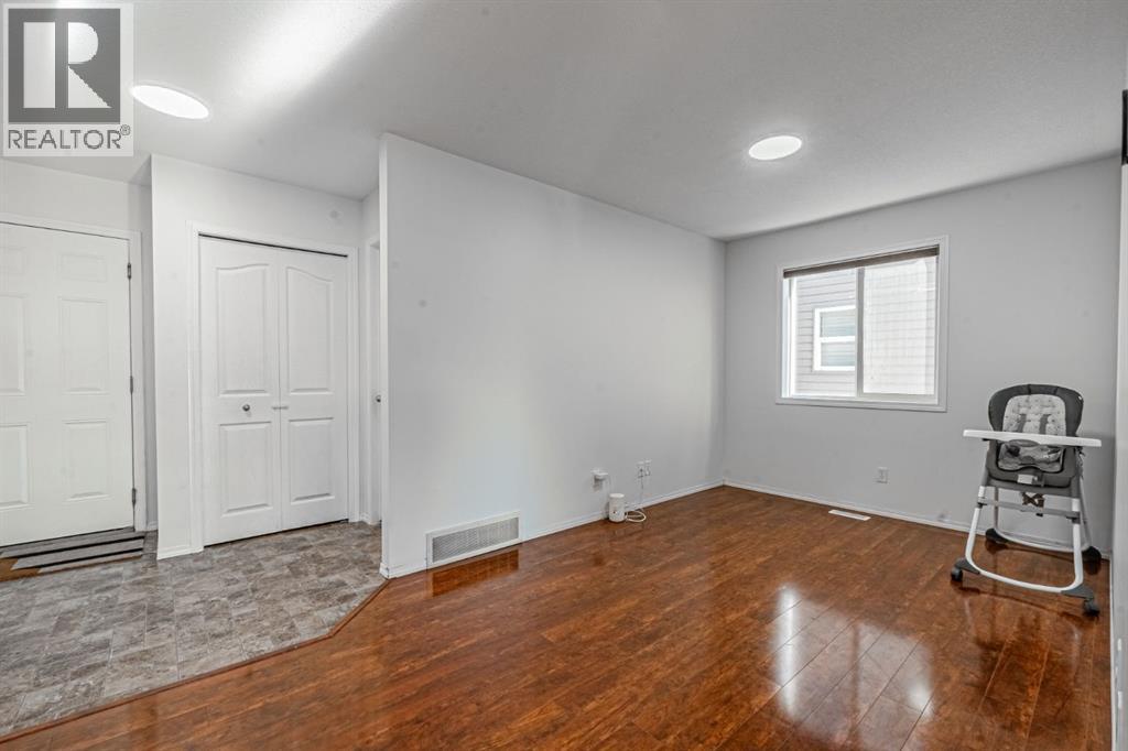 Single Family House for Sale in  Saddlecrest Park NE Saddle Ridge Calgary 