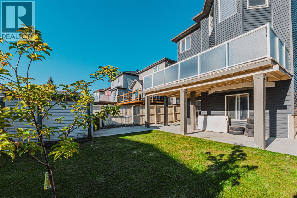 Single Family House for Sale in  Saddlecrest Park NE Saddle Ridge Calgary 