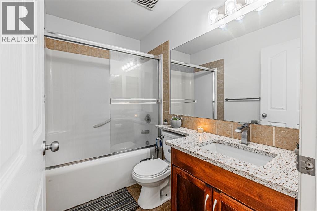 Single Family House for Sale in  Saddlecrest Park NE Saddle Ridge Calgary 