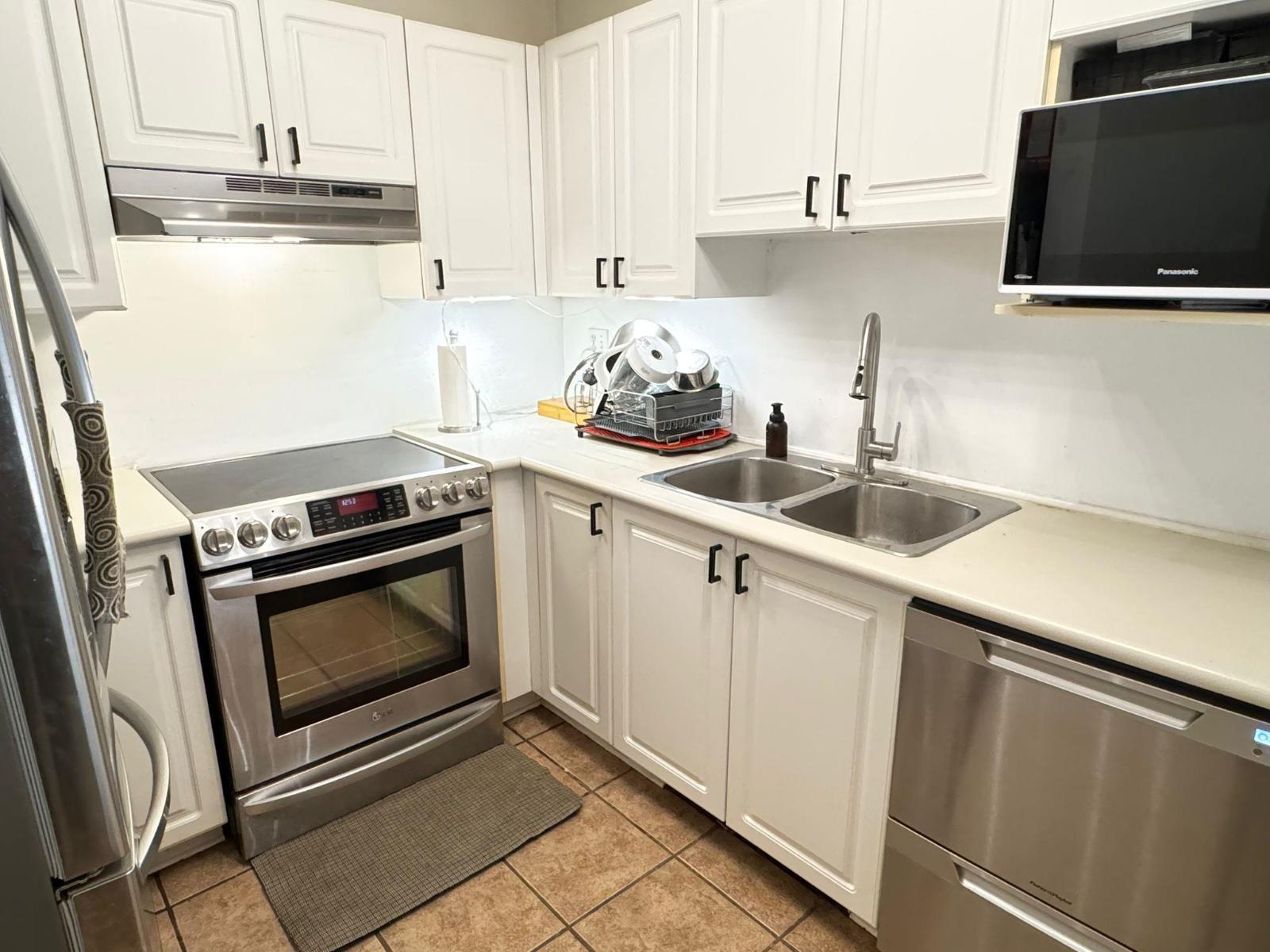 2 13630 84 AVENUE, Surrey