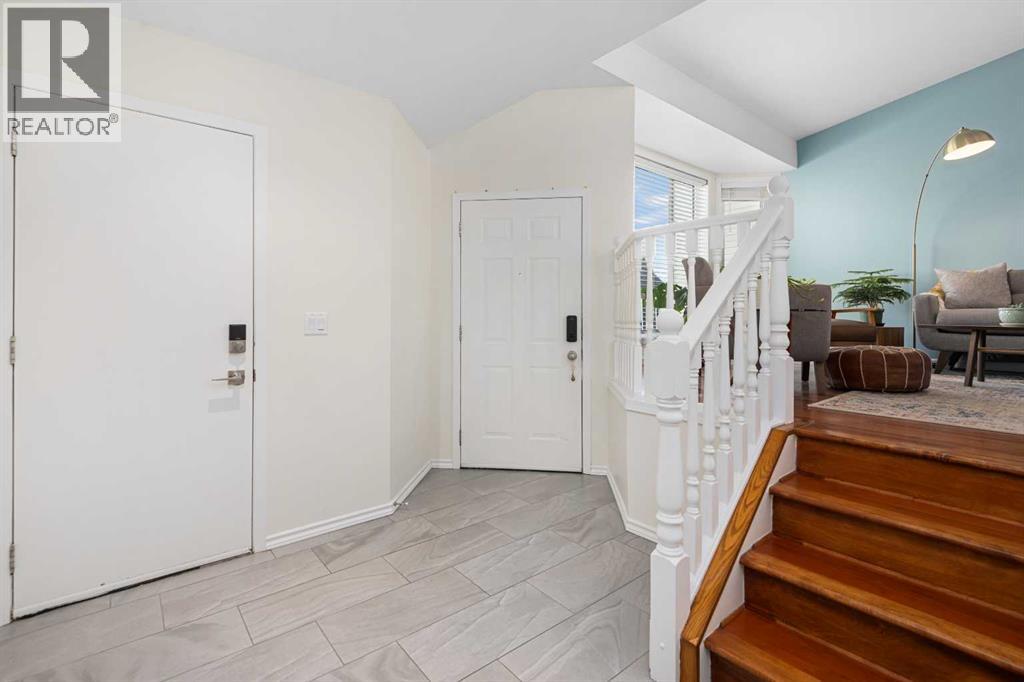 Single Family House 4 Level for Sale in  Macewan Meadow Way NW MacEwan Glen Calgary 