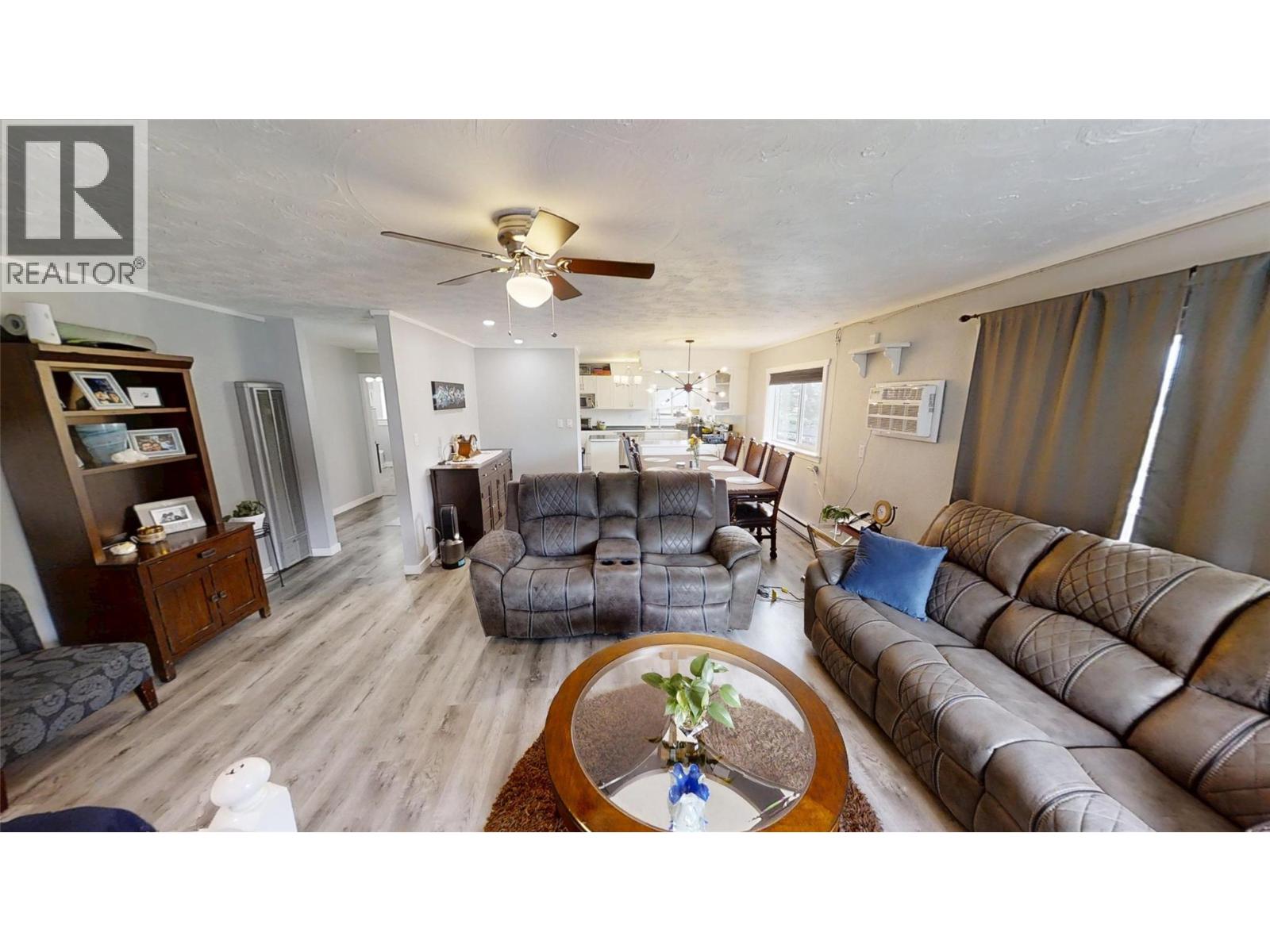 Hospitality for Sale in Radium Hot Springs – 5000 Highway 93 Highway, Radium Hot Springs - Image 9