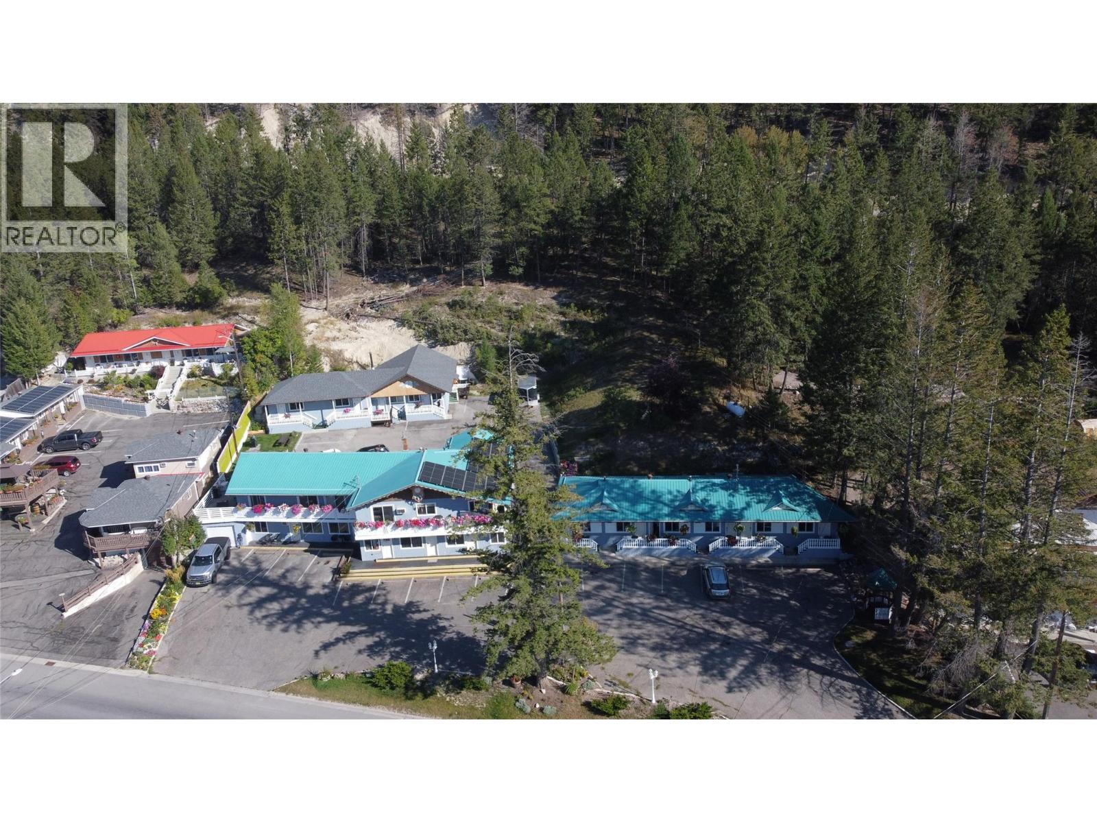 Hospitality for Sale in Radium Hot Springs – 5000 Highway 93 Highway, Radium Hot Springs - Image 4