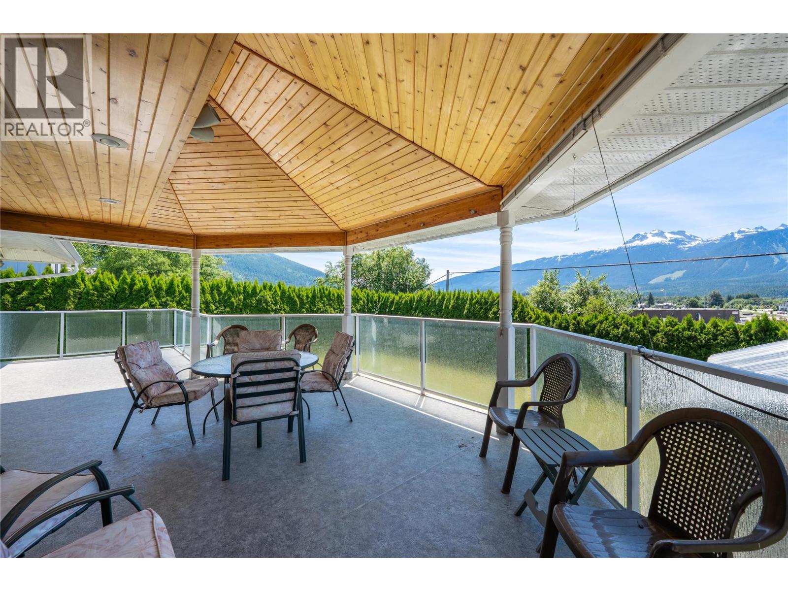 139 Track Street Street E, Revelstoke