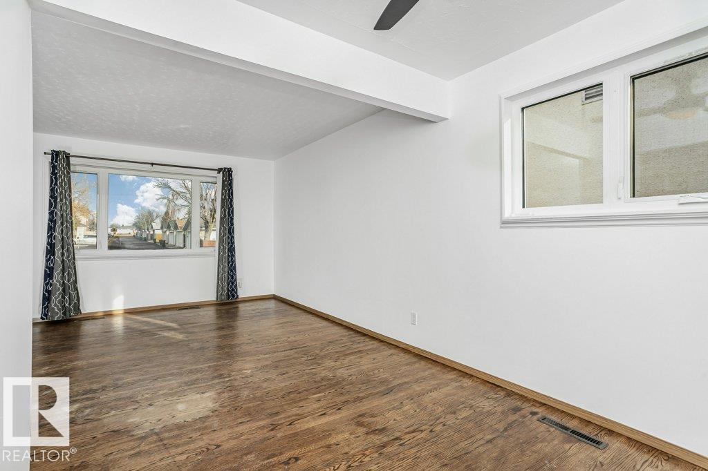 Single Family House Bungalow for Sale in   AV NW Edmonton 