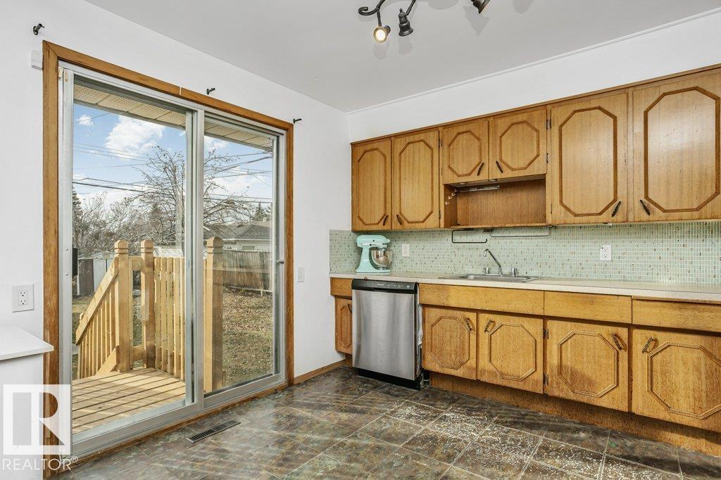 Single Family House Bungalow for Sale in   AV NW Edmonton 