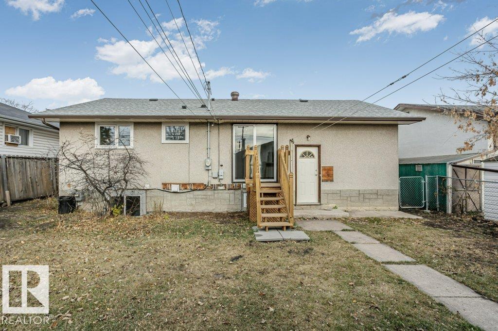 Single Family House Bungalow for Sale in   AV NW Edmonton 