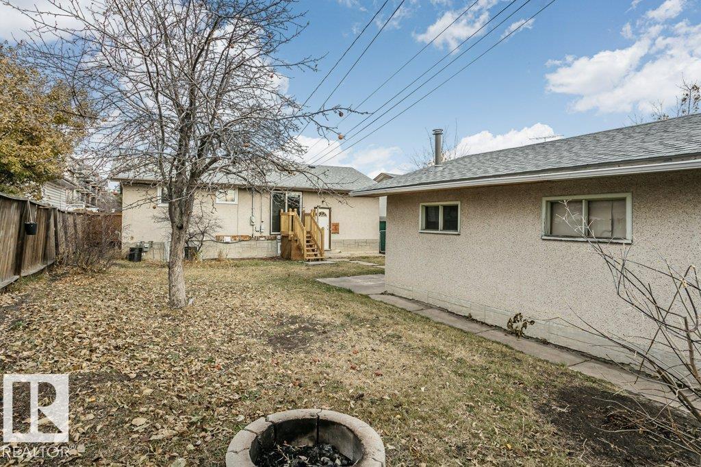Single Family House Bungalow for Sale in   AV NW Edmonton 