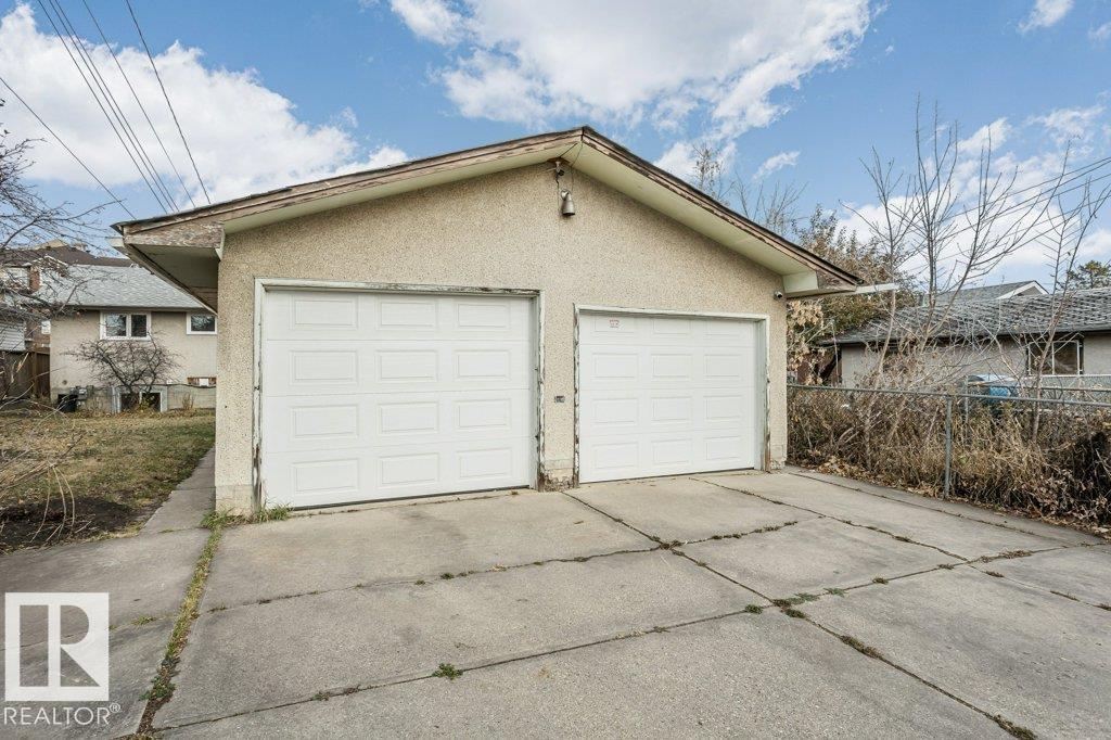 Single Family House Bungalow for Sale in   AV NW Edmonton 
