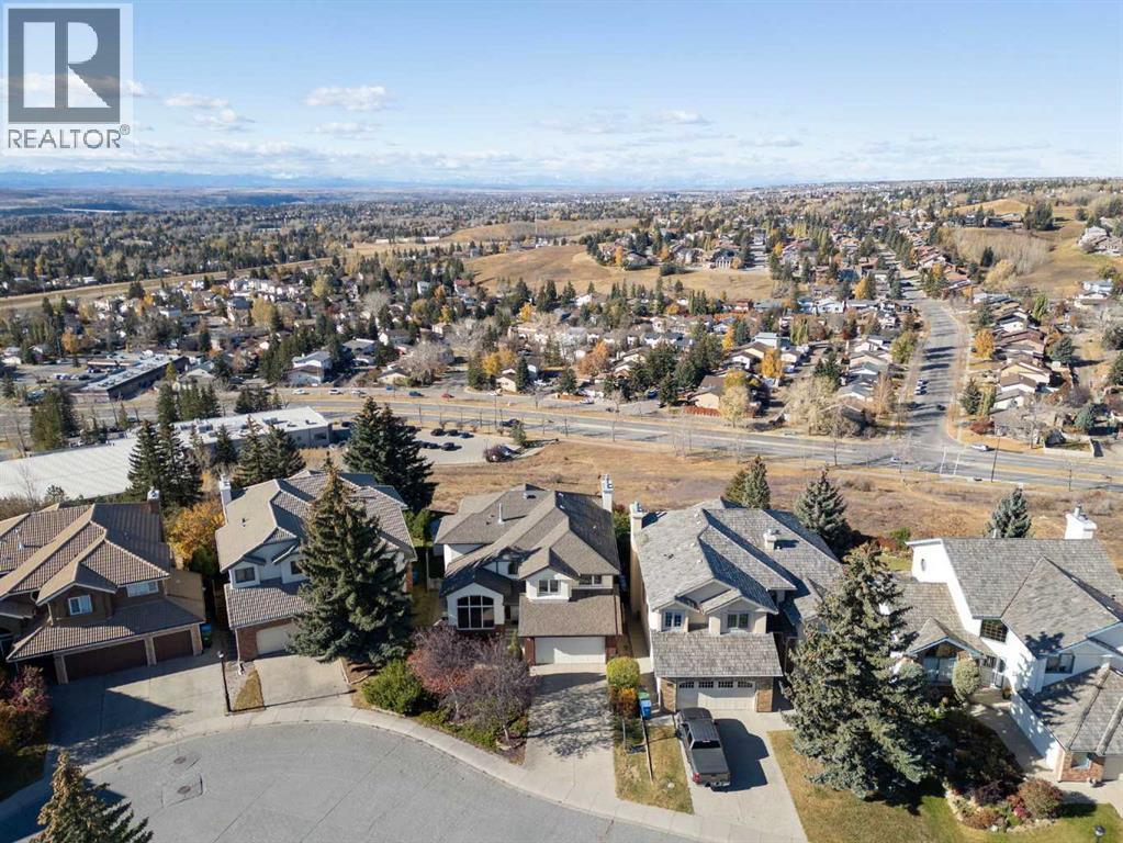 Single Family House for Sale in  Edenstone View NW Edgemont Calgary 